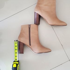 Zara heeled nude booties size 9 us/ eu 40